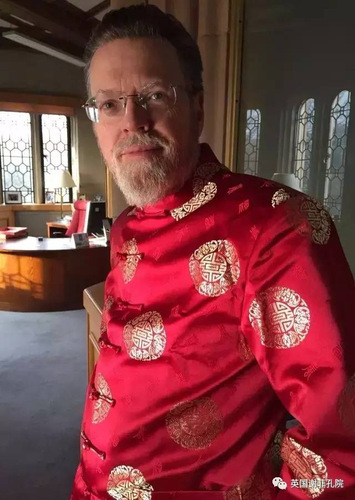 谢大校长Sir Burnett教授:We Are International 谢大校长Sir Burnett教授:We Are International