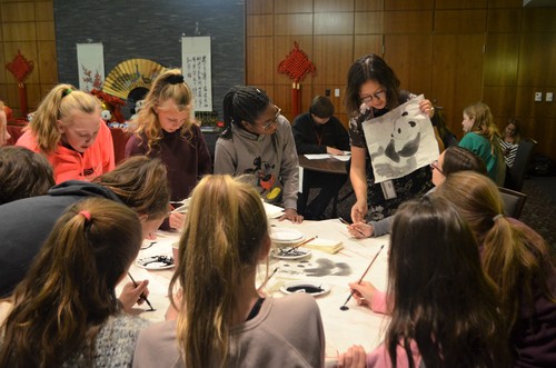 Meadow Glen中学来访-国画体验 Meadow Glen中学来访-国画体验