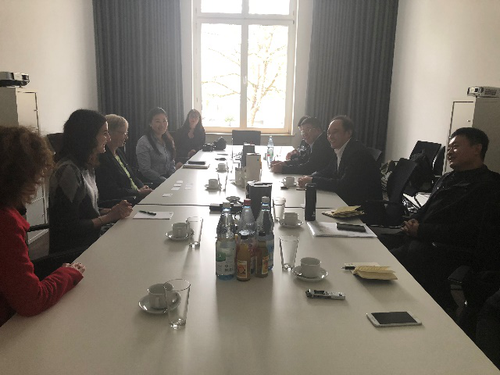 汉办代表团会见波恩大学副校长贝尼维茨女士 汉办代表团会见波恩大学副校长贝尼维茨女士