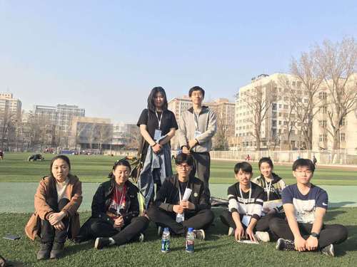 图5 学生会体育部合影 图5 学生会体育部合影