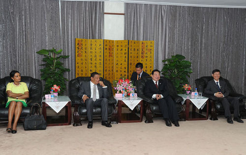 xes_f3f1d7793008937af6fa2fee2c7994ad xes_f3f1d7793008937af6fa2fee2c7994ad