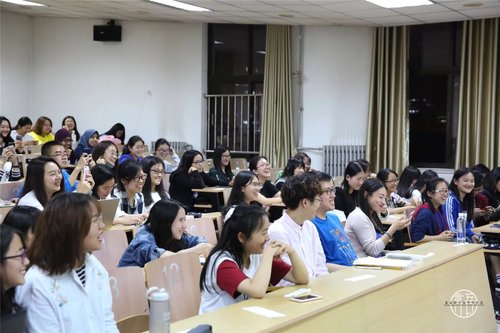 2现场观众 2现场观众