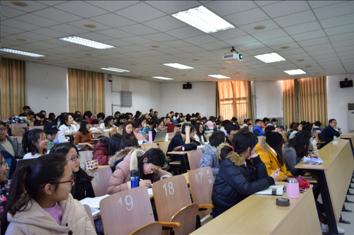 2 讲座现场 2 讲座现场