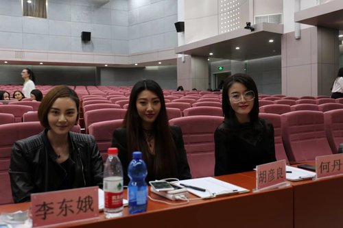 5 初赛评委 5 初赛评委