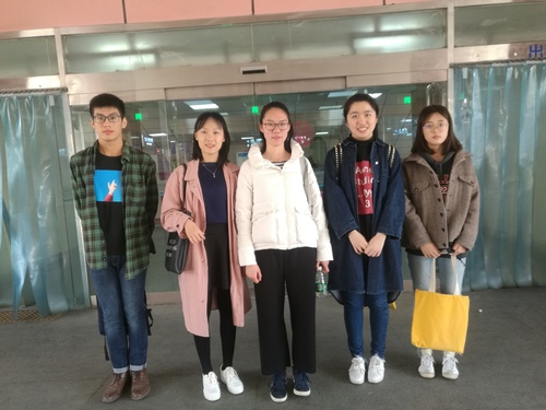 4志愿者合影 4志愿者合影