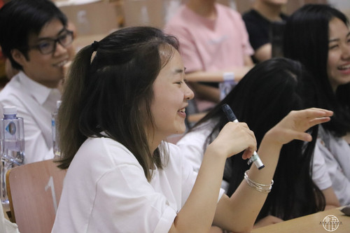 2.观众提问 2.观众提问