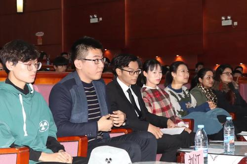 1参会嘉宾 1参会嘉宾