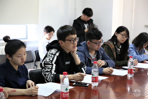 3 北邮学生会常务副主席郑仲宇介绍情况 3 北邮学生会常务副主席郑仲宇介绍情况