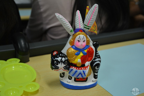 2 中国传统工艺品——兔儿爷 2 中国传统工艺品——兔儿爷