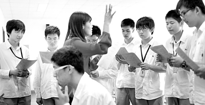 res04_attpic_brief res04_attpic_brief