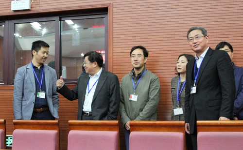 2.钱院长高度赞扬我校考务工作 2.钱院长高度赞扬我校考务工作