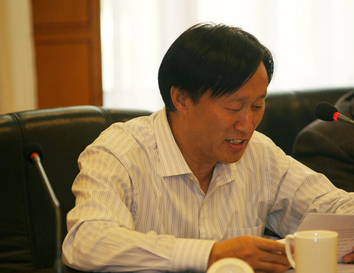 校长助理、青教赛评委会主任张旺熹作比赛工作总结、 校长助理、青教赛评委会主任张旺熹作比赛工作总结、