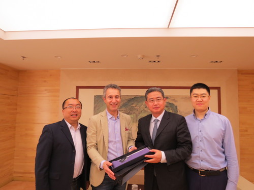 会谈后合影 会谈后合影