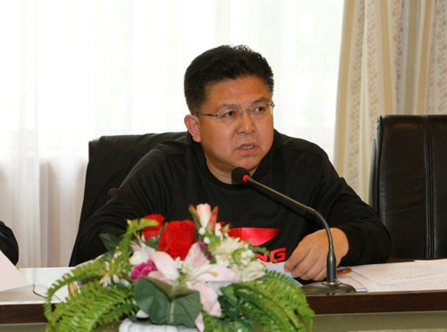 校工会副主席徐英克讲话 校工会副主席徐英克讲话