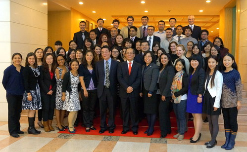 图片1.邱小琪大使接见全体培训教师 图片1.邱小琪大使接见全体培训教师