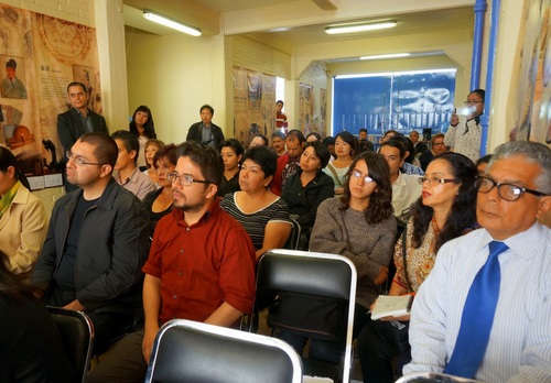 图片4. 精彩的讲座和表演完全吸引了听众的注意力-001 图片4. 精彩的讲座和表演完全吸引了听众的注意力-001