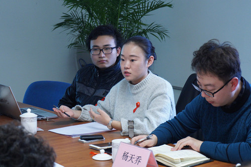 2 校团委王梦颍老师介绍我校防艾活动开展情况 2 校团委王梦颍老师介绍我校防艾活动开展情况