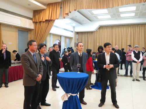 图片三 招待会现场 图片三 招待会现场