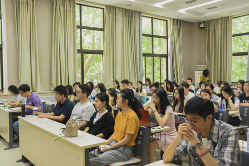 图片1 图片1