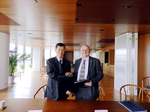 双方握手 双方握手