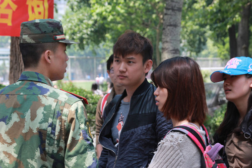 征兵宣传咨询现场 征兵宣传咨询现场