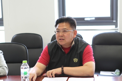 校工会副主席徐英克讲话 校工会副主席徐英克讲话