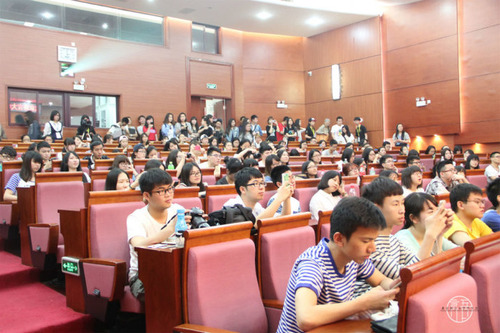 图片3现场观众照片 图片3现场观众照片