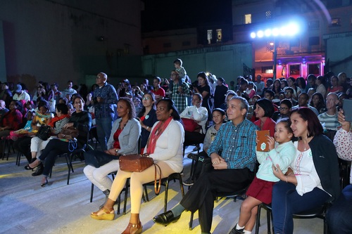 热闹的现场 热闹的现场