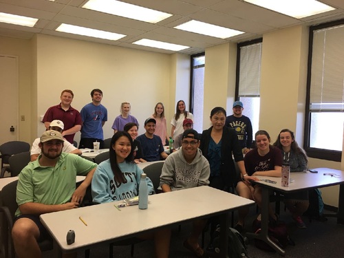 中文俱乐部 他们都是电影迷 中文俱乐部 他们都是电影迷