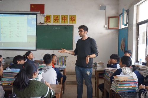 王小龙在支教 王小龙在支教