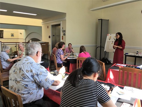 大家在认真作画 大家在认真作画